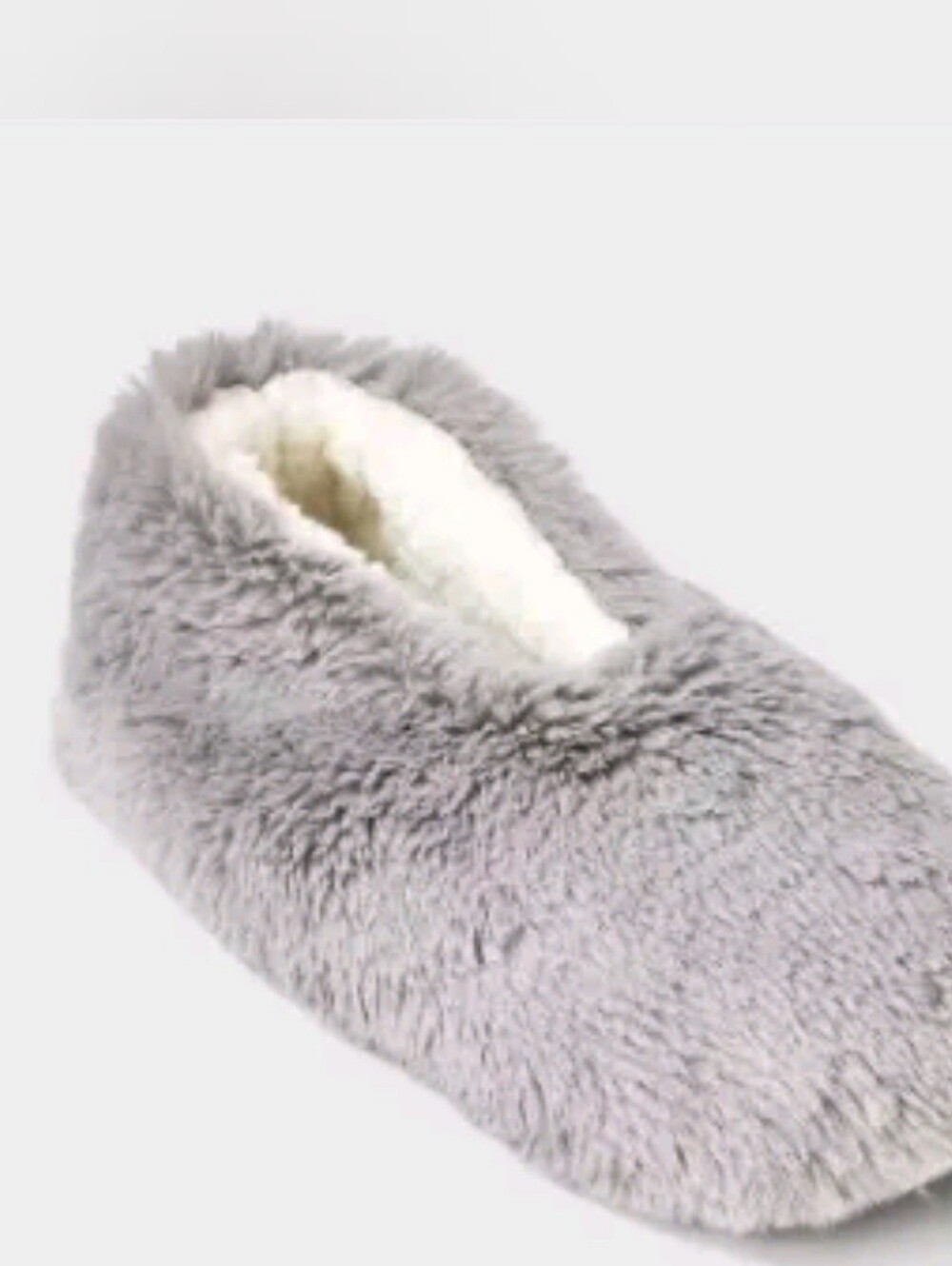 🆕️ Auden Cozy Faux Fur Slip-On Women's Slippers - Light Gray